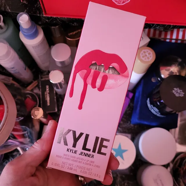 Today's non-recommendation 😬 Finally bought some Kylie, and