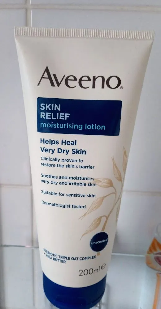 Aveeno Skin Relief Moisturizing Cream This moisturizing