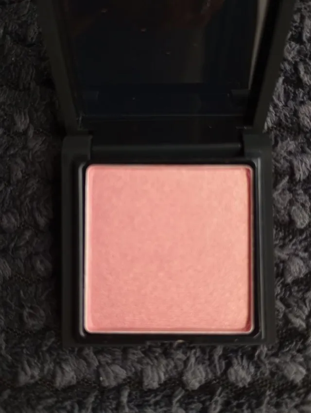 I have to admit that Nars blushes are probably one of the
