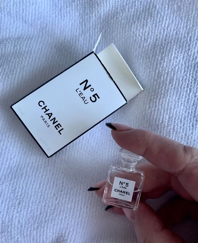 How cute is this little teeny tiny mini bottle of Chanel
