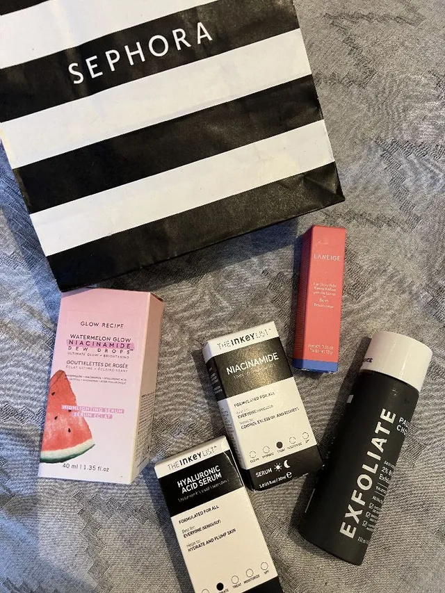 Picked up a couple bits yesterday at the Sephora store