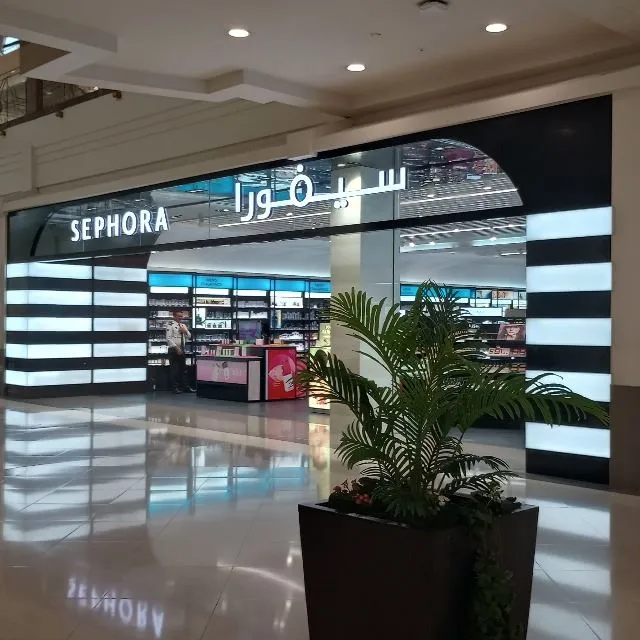 This is Sephora Deira City Centre, there are plenty of