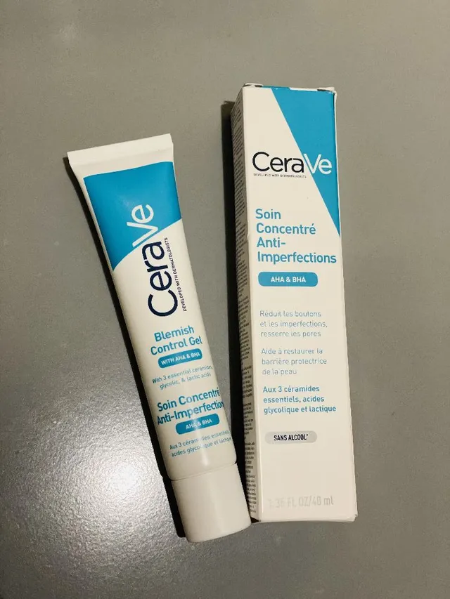 A great product from cerave .. blemish control gel 💙