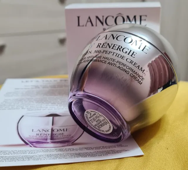 Received the new Lancome Renergie Peptide cream. I'm hoping