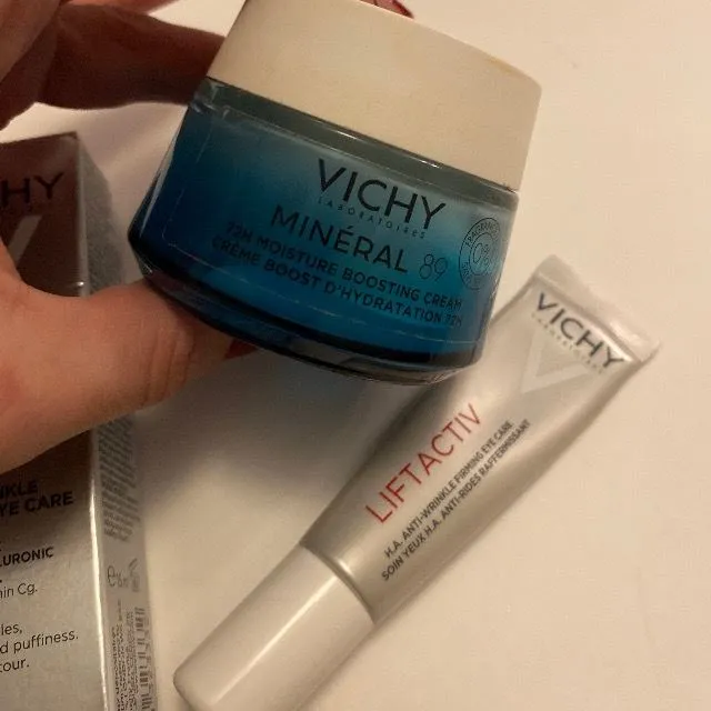 Ok this is is my favourite Vichy product at the moment!  It