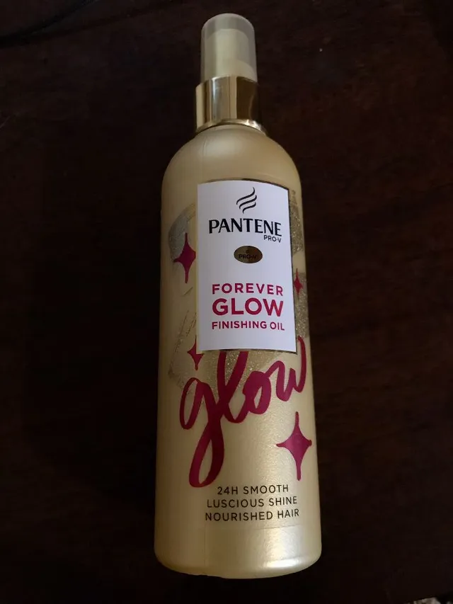 I’m really impressed with this Pantene Finishing Oil Hair