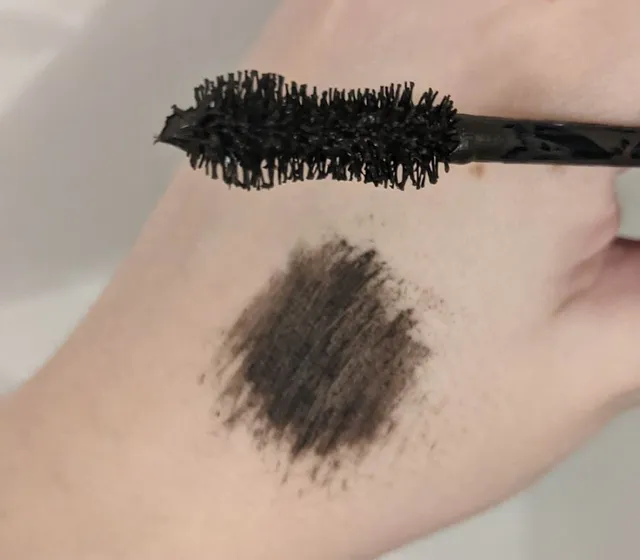 Has anyone else been using brown mascara lately? I love