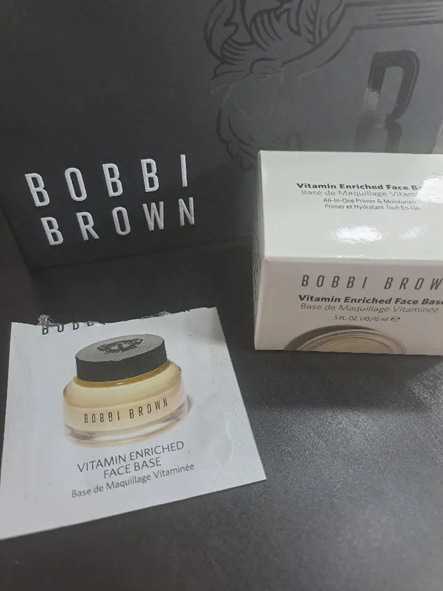 Always been intrigued by the hype over Bobbi Brown's vitimin