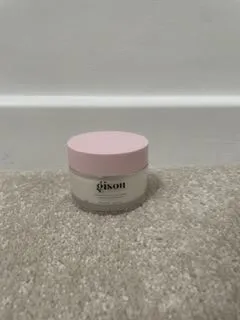 Loving this Gisou Hair Mask, what’s your favourite??
