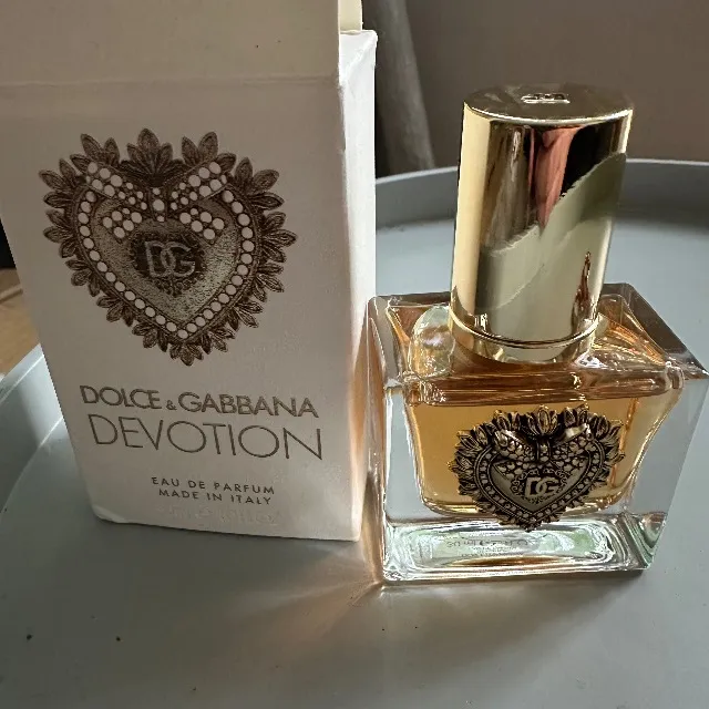I love this new D&amp;G Devotion, smells like candied