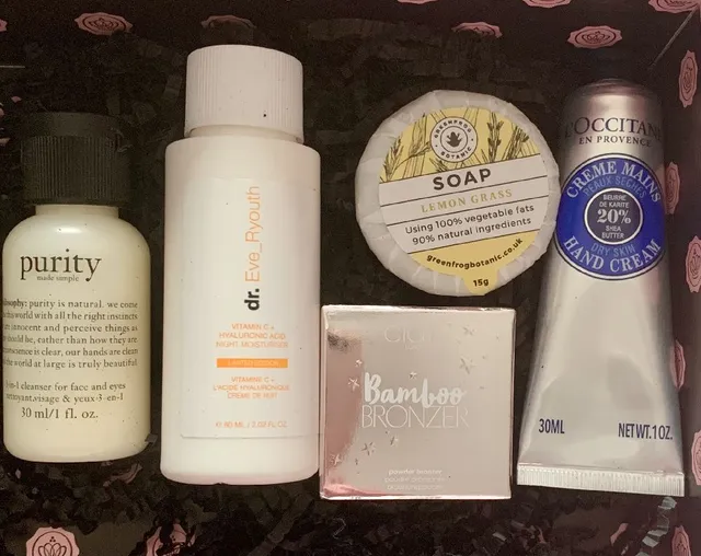 My June beauty box. 💖 My last one for now as I’m trying to