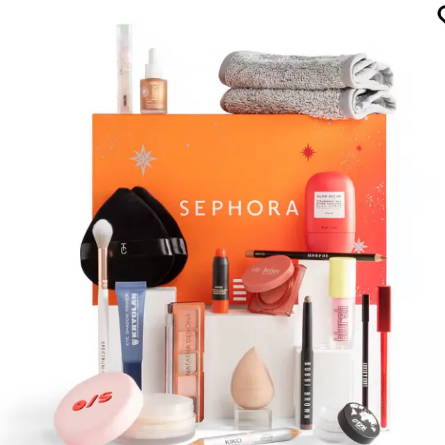 I would love to try the makeup extravaganza set it has such