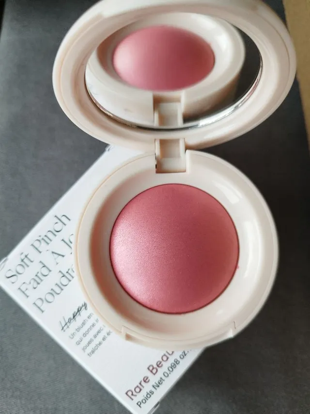An absolutely stunning radiant blush, it is a lovely