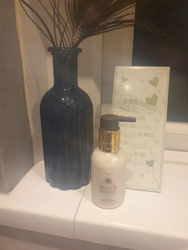 Its December, so got the Xmas shower gel and body lotion
