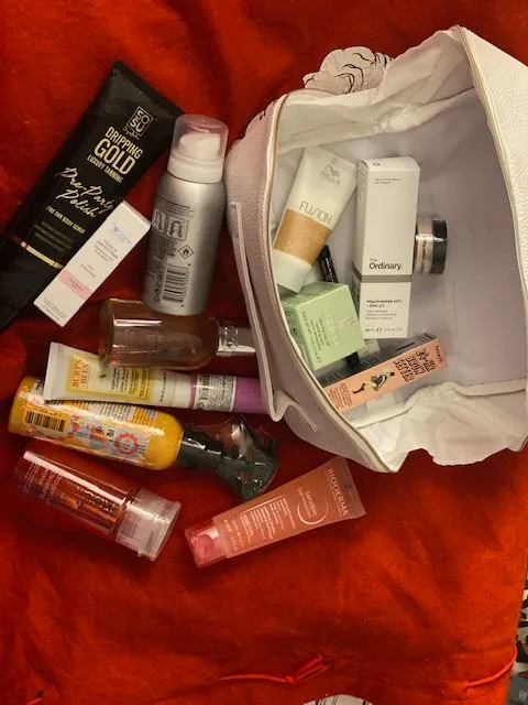I received the latest beauty bag (Sephora Exclusive Beauty