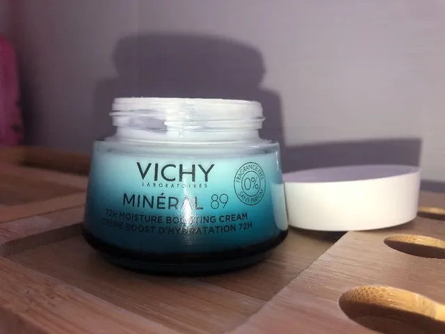 Vichy 72hr Moisture Boosting CreamThis is my favourite