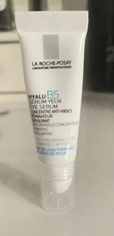 The cutest little sample from La Roche-Posay, so handy for
