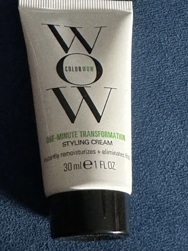 Anyone else love this styling cream ! So good for my frizzy