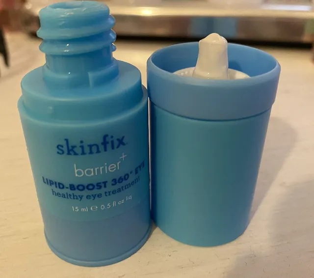 Does anyone know if the pump on the SkinFix eye cream is